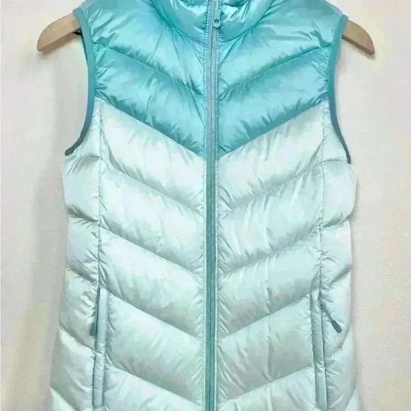 Mountain Hardware Women’s Ratio Down Puffer Vest Size X-Small - Picture 2 of 14